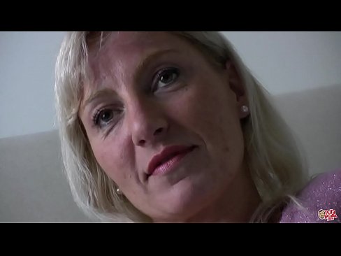 ❤️ La madre che abbiamo tutti scopato ... Signora, si comporti bene! Video di sessoal it.hentai-ita.ru ☑